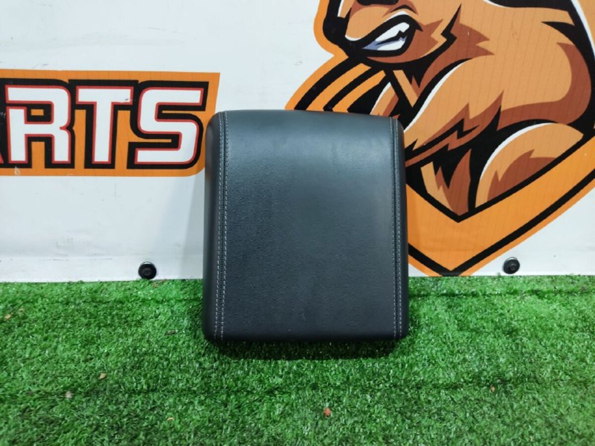 LR102218 Podłokietnik Range Rover Evoque L538 (2012-2018) Używany